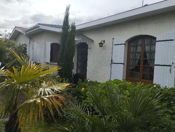 L'Orangine Bed & Breakfast Le Bouscat Exterior photo
